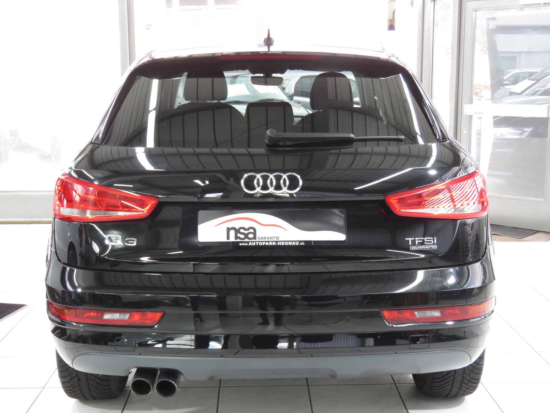 AUDI Q3 2.0 TFSI Sport Quattro S-tronic (Automat)-image-4