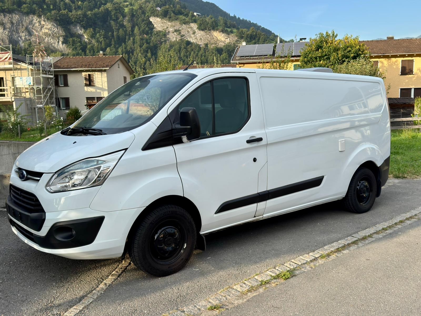 FORD TRANSIT CUSTOM L2H1-image-1