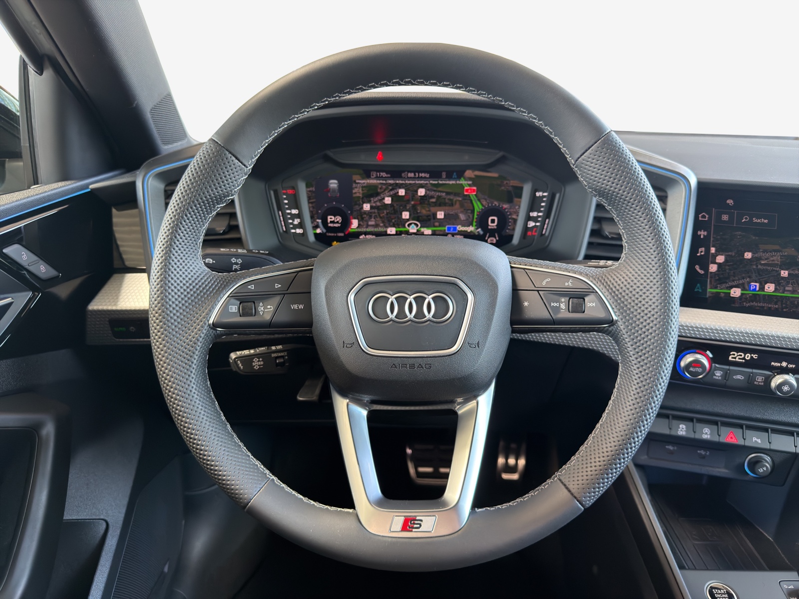 AUDI A1 Sportback 35 TFSI S Line S-tronic-image-9