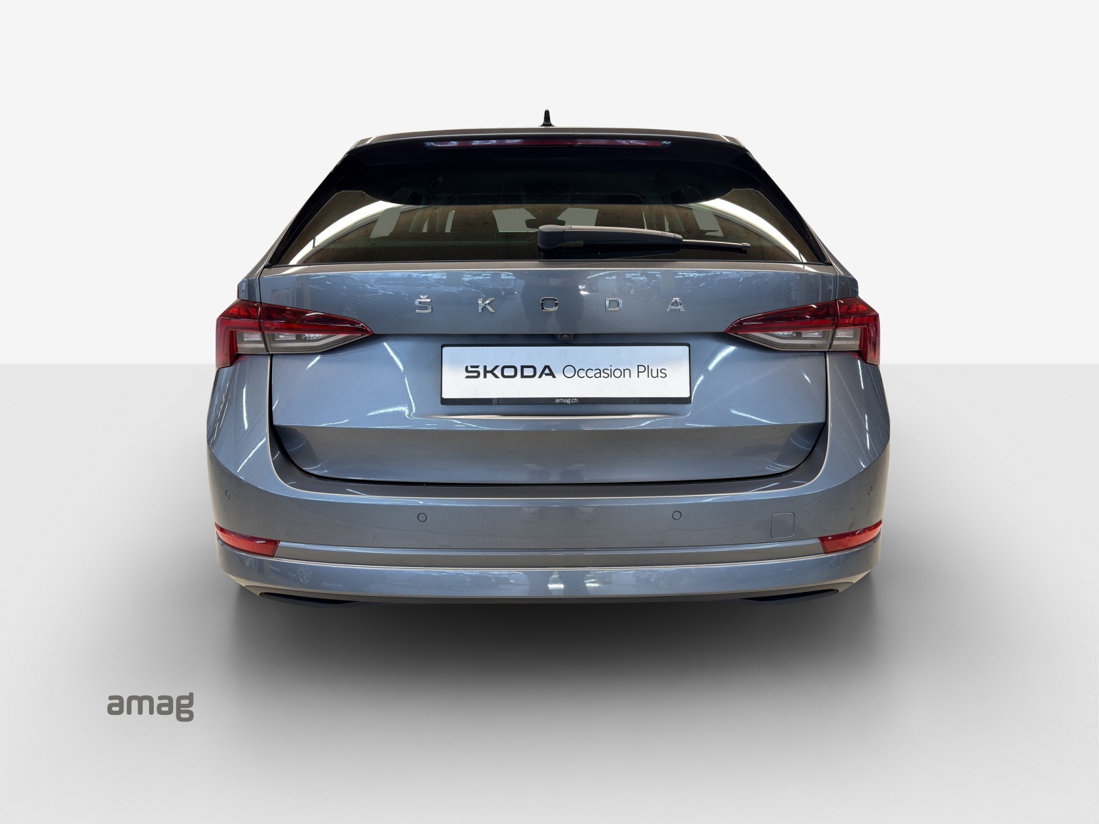 SKODA Octavia Combi 1.5 TSI mHEV DSG Style-image-3