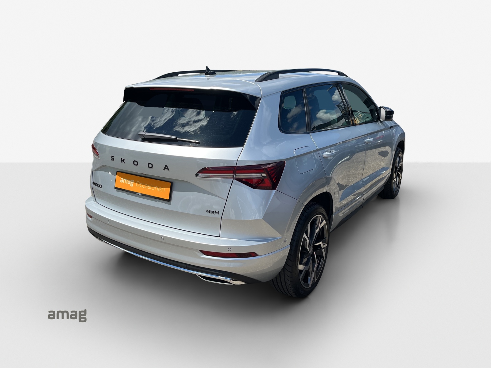 SKODA Karoq 2.0 TSI SportLine 4x4 DSG-image-4