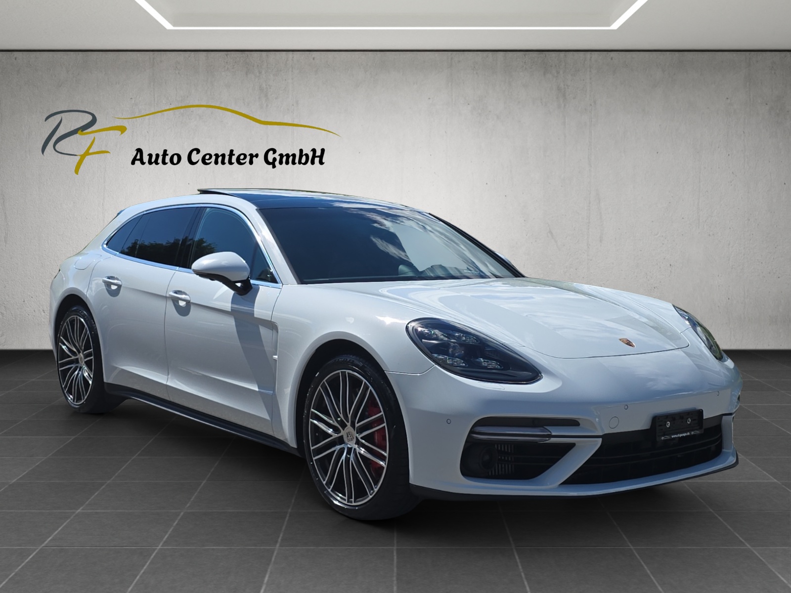PORSCHE Panamera Turbo Sport Turismo PDK-image-2