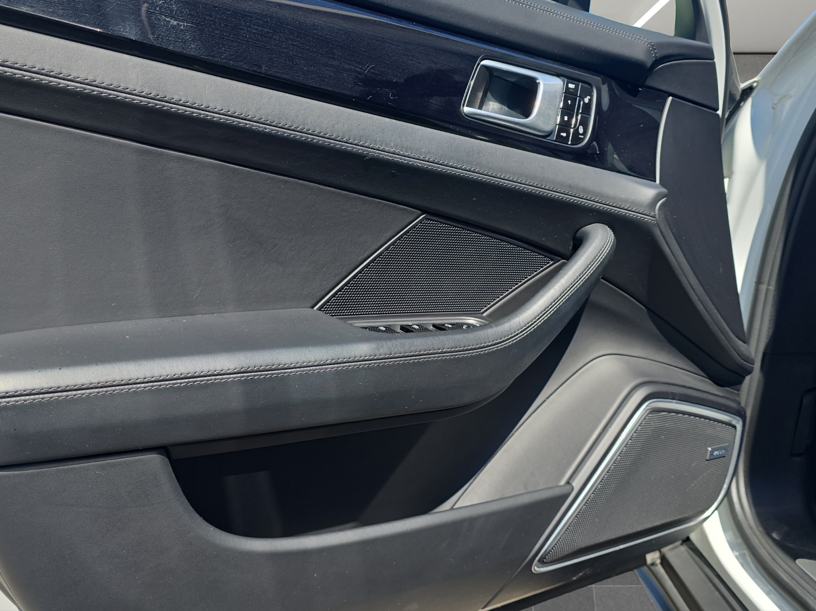 PORSCHE Panamera Turbo Sport Turismo PDK-image-14