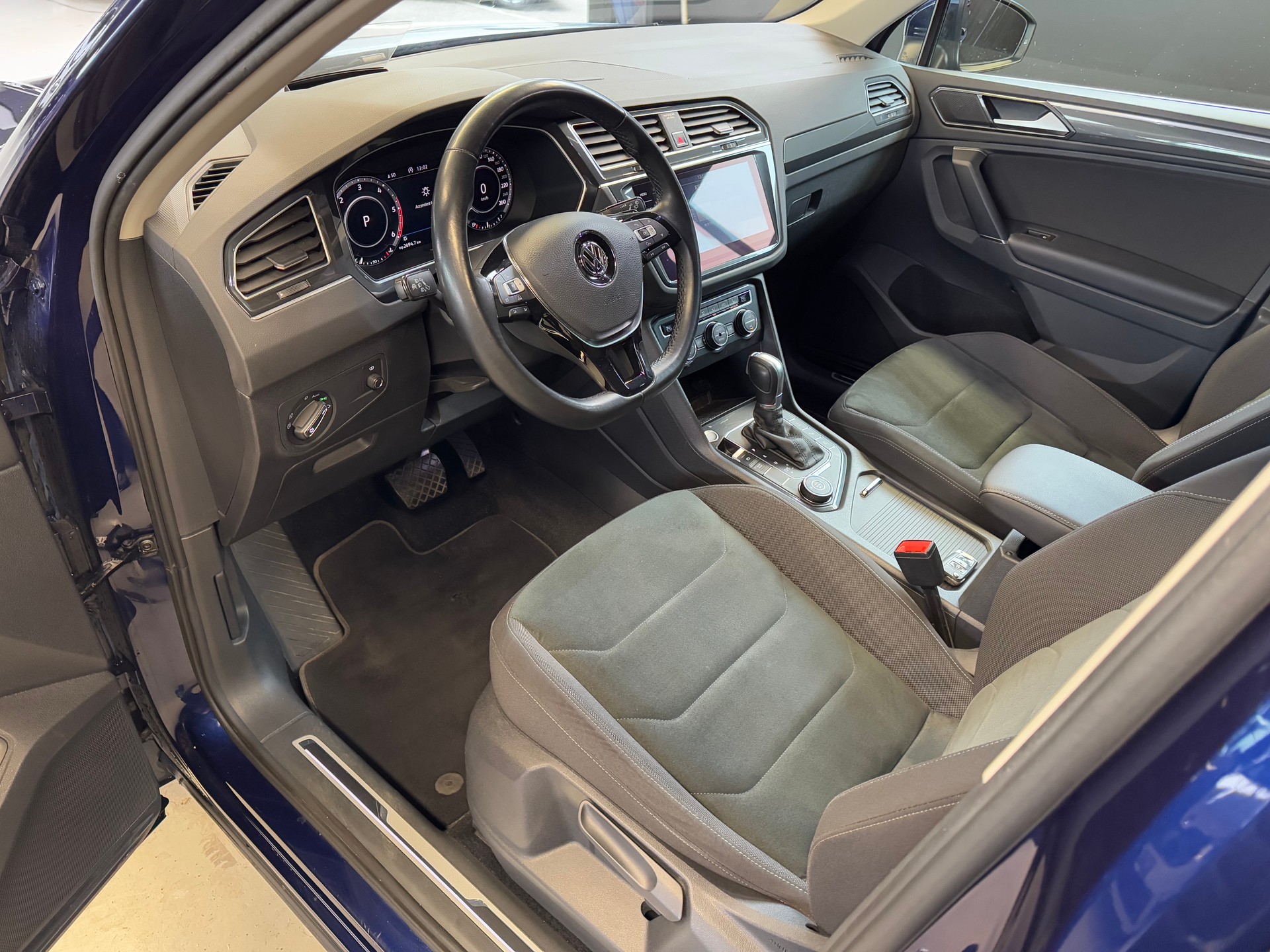 VW Tiguan 2.0 TDI SCR Highline4Motion DSG-image-6