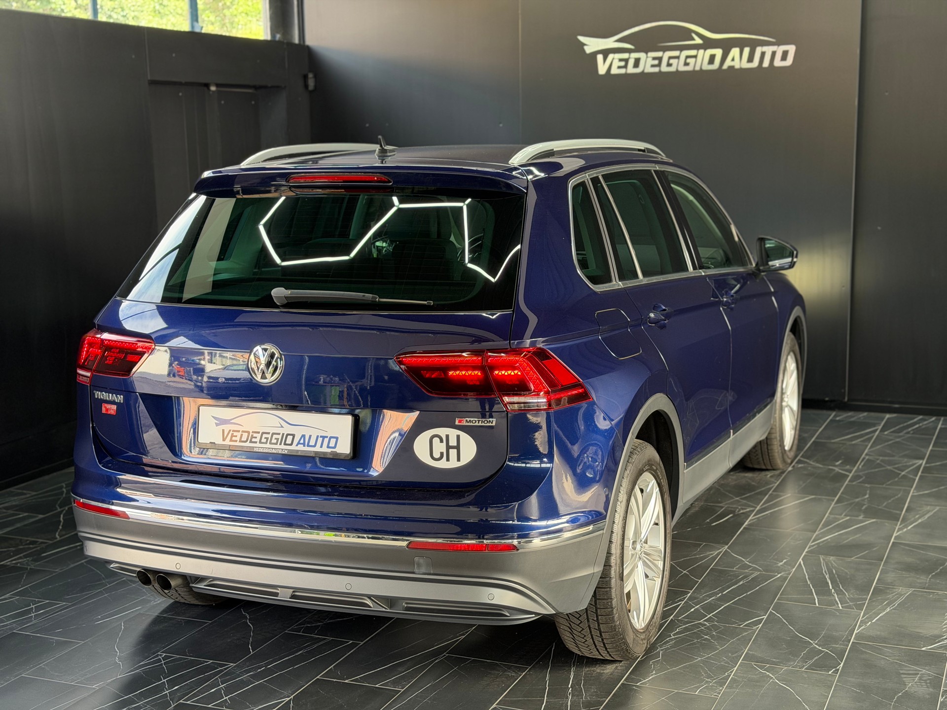 VW Tiguan 2.0 TDI SCR Highline4Motion DSG-image-5