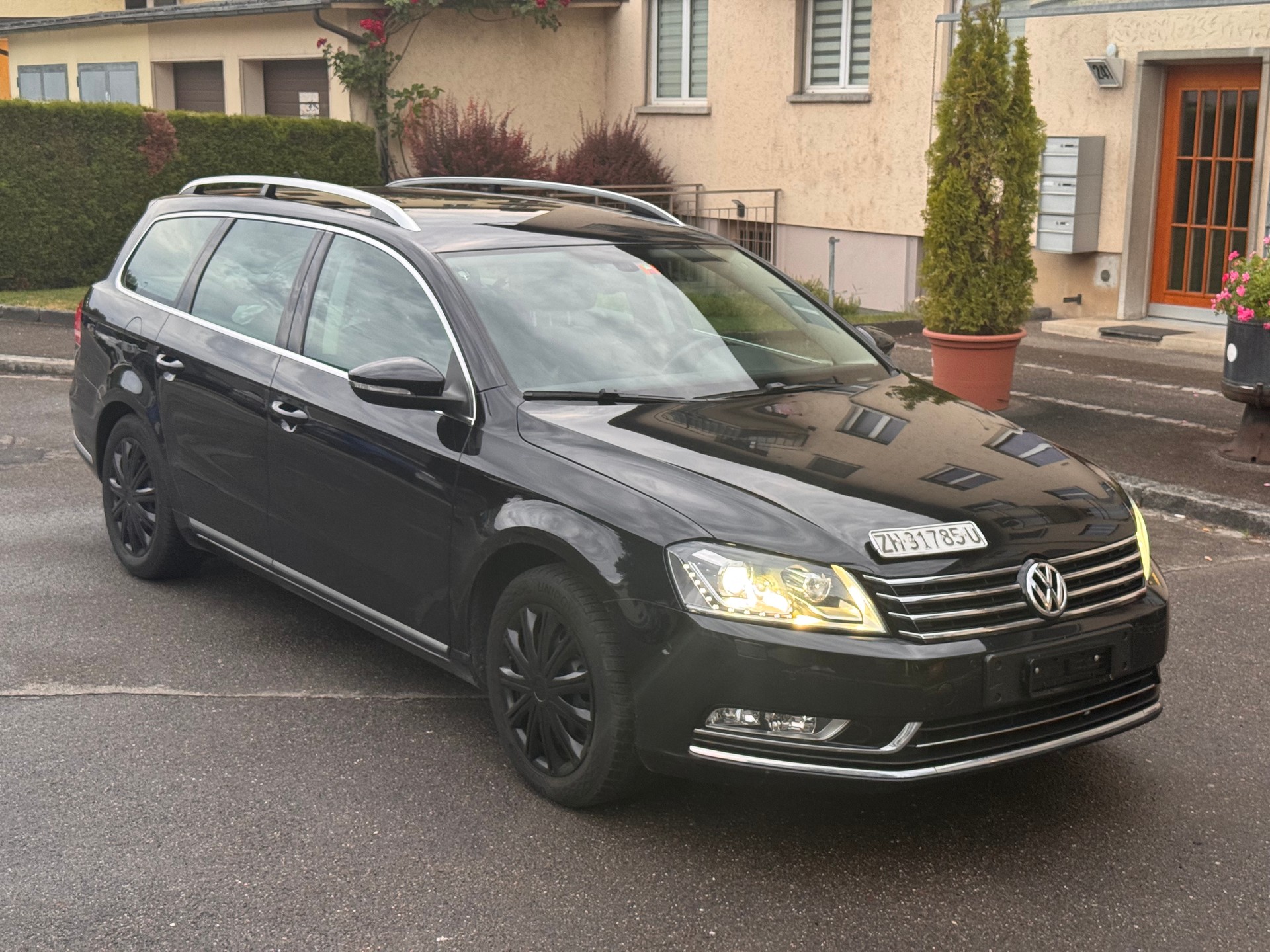 VW 2.0 TDI 140 BlueMT Highl. DSG-image-1