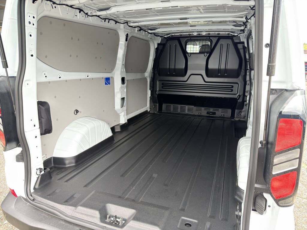 FORD Transit Custom Van 300 L1 2.0 EcoBlue 136 Trend-image-15