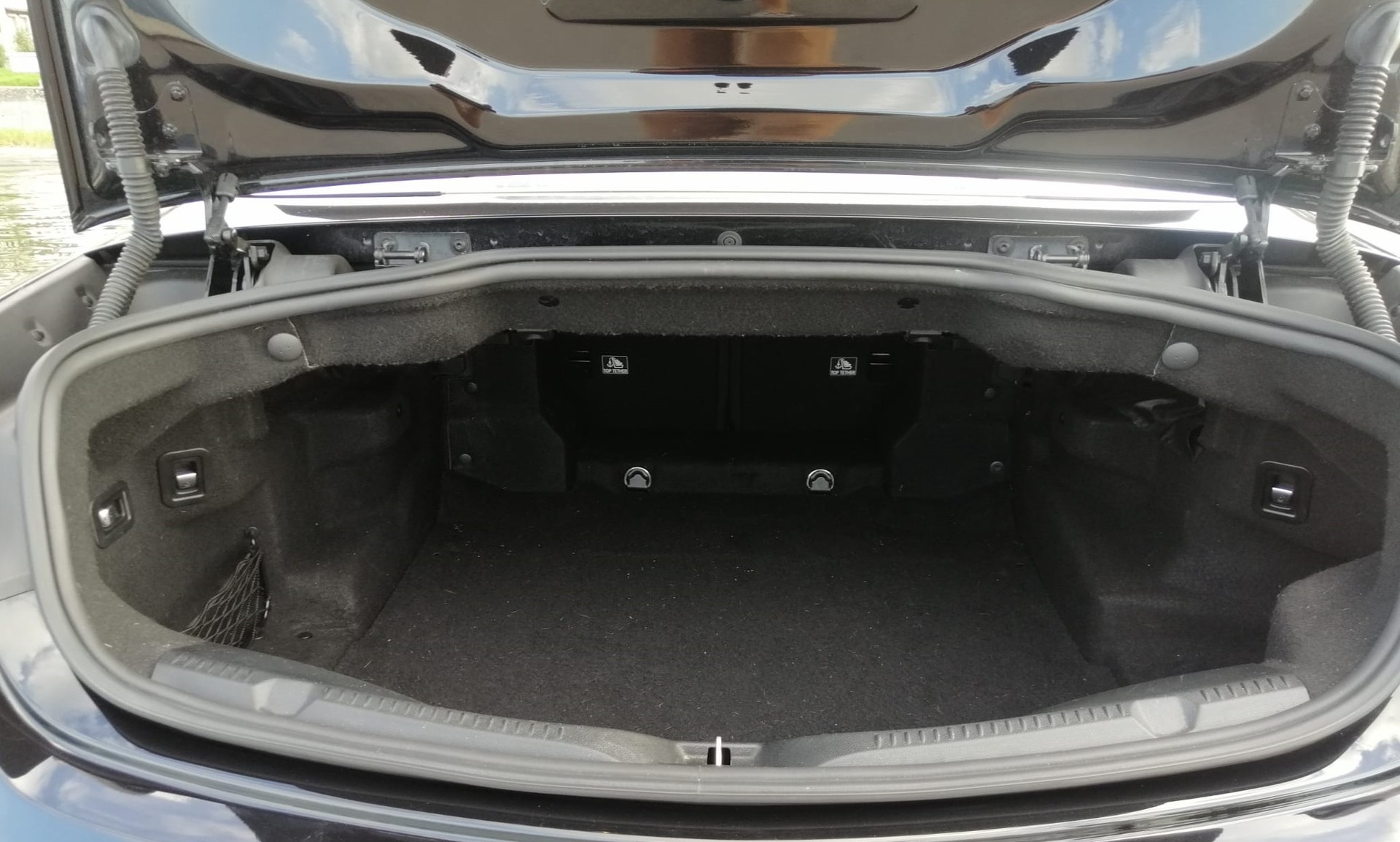 MERCEDES-BENZ (A238)-image-6