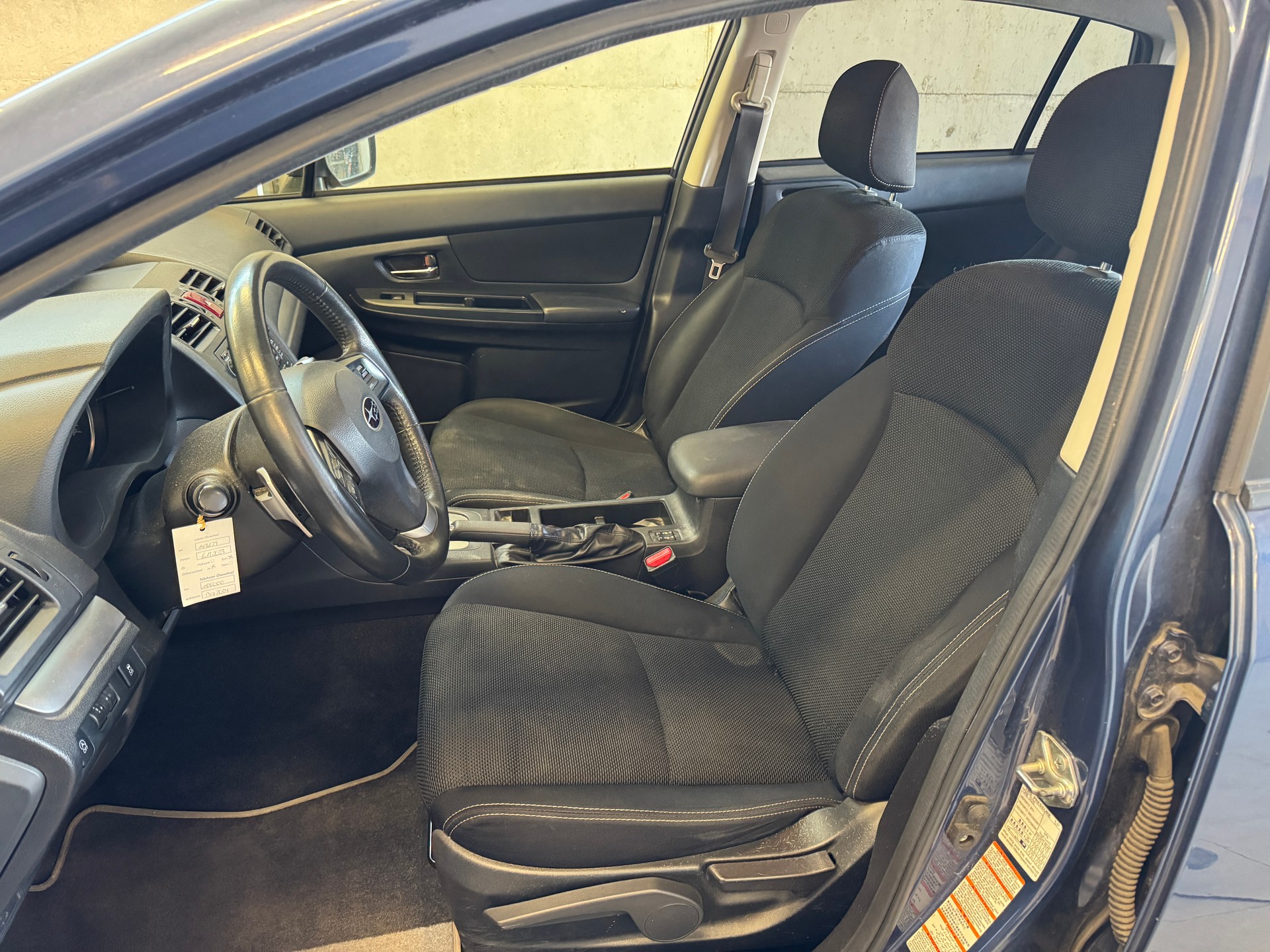 SUBARU XV 2.0 Swiss Two AWD CVT-image-6