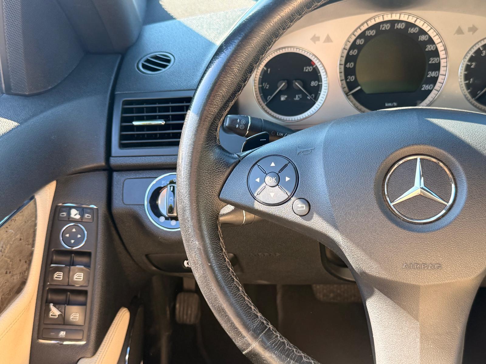 MERCEDES-BENZ C 200 Kompressor Avantgarde Automatic-image-17