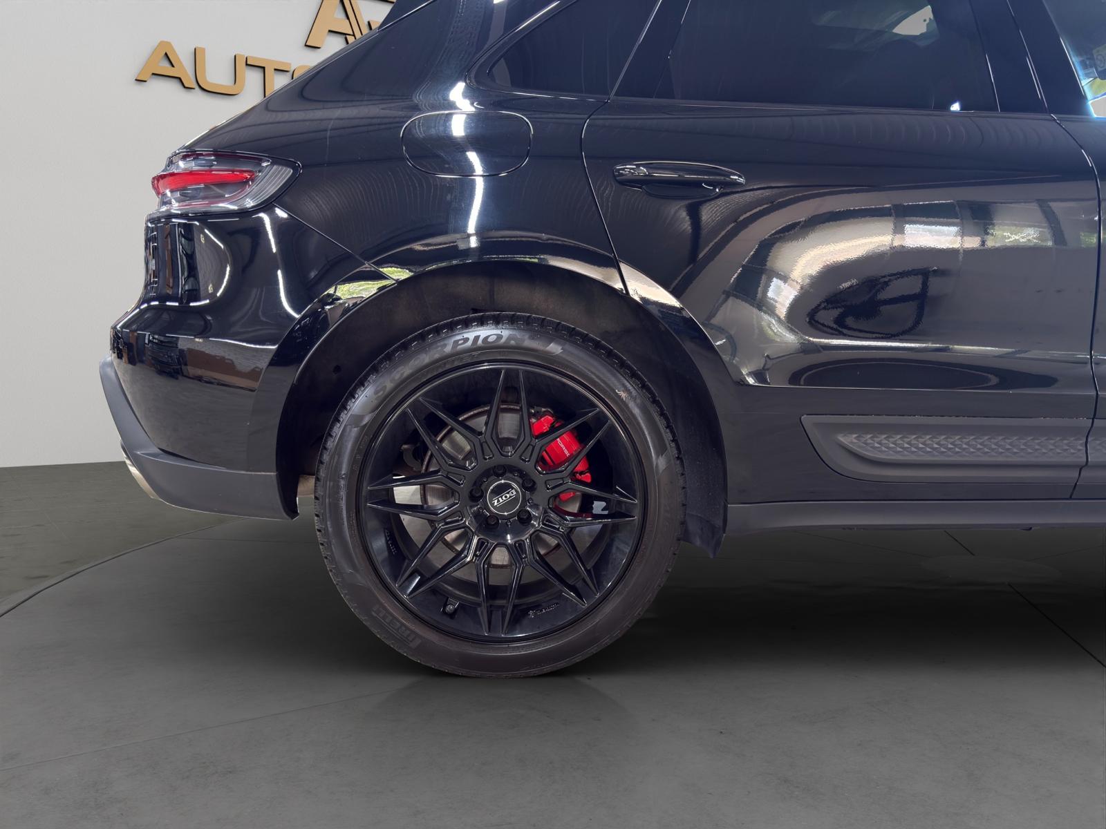 PORSCHE Macan S PDK-image-9