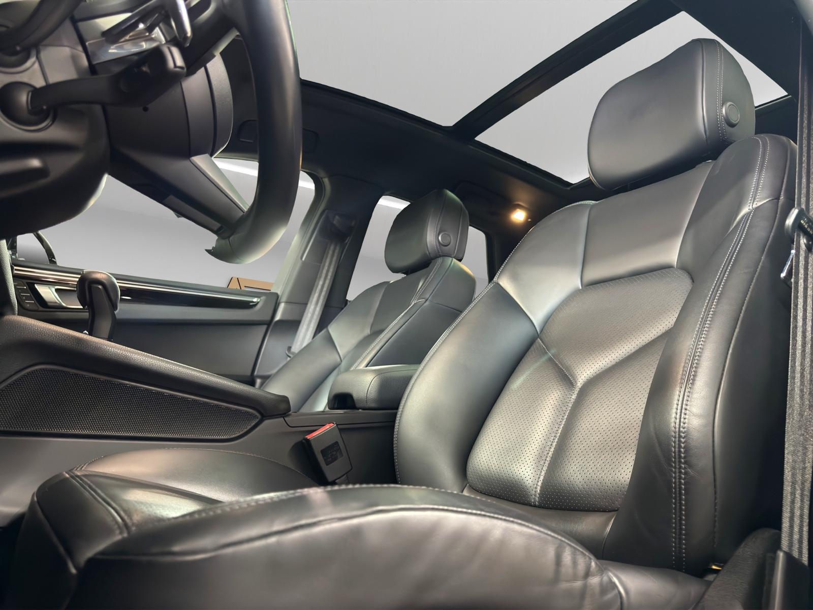 PORSCHE Macan S PDK-image-11