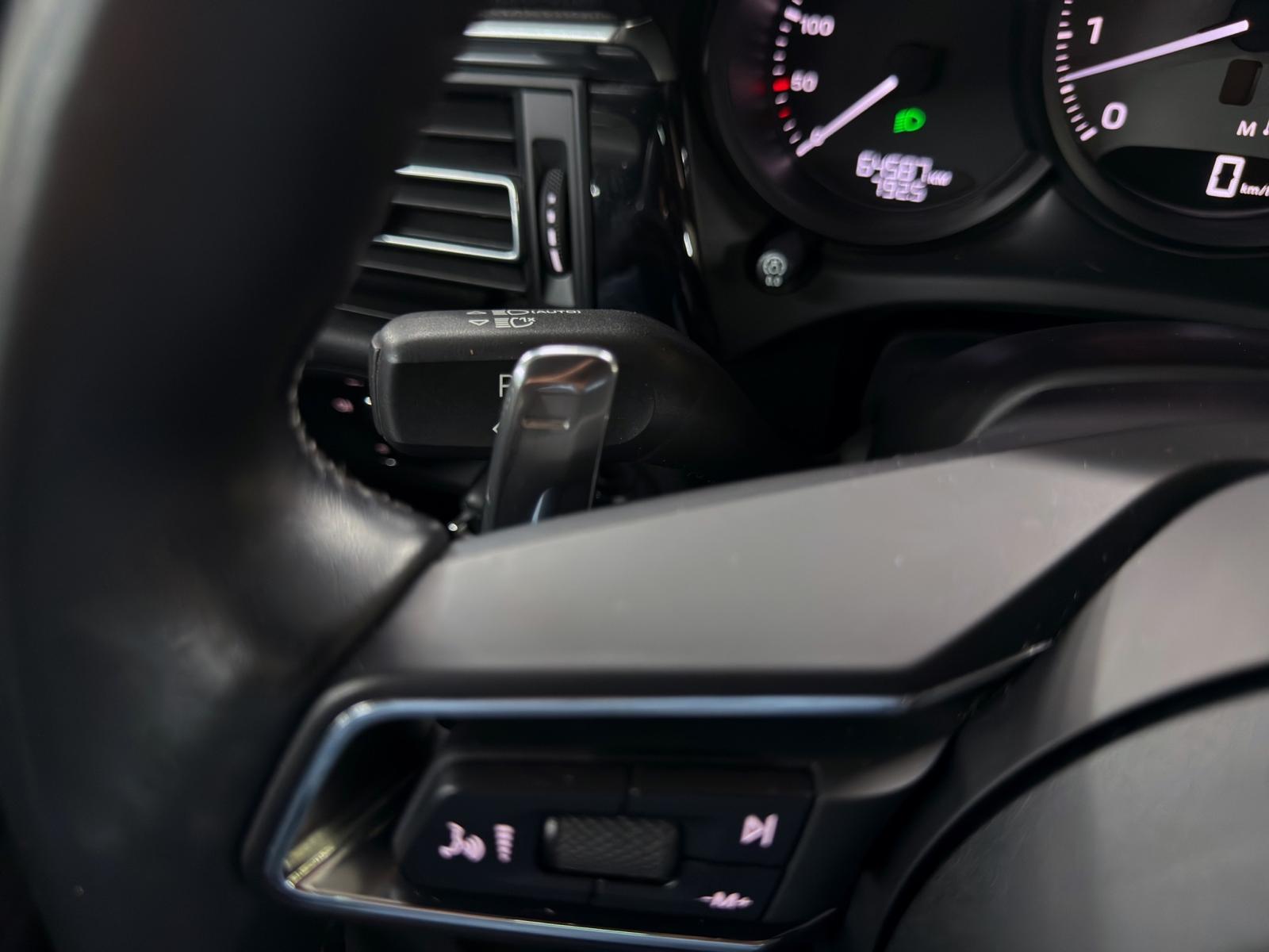 PORSCHE Macan S PDK-image-26