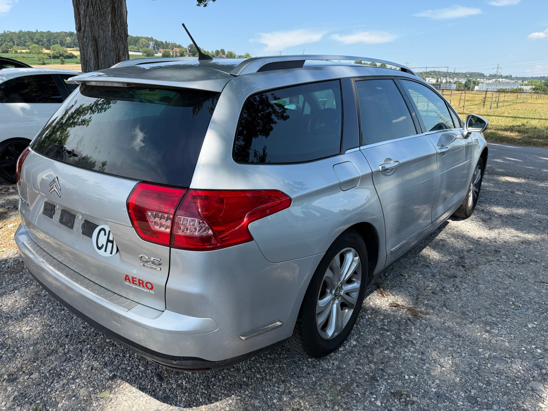 CITROEN C5 Tourer 2.7 HDi V6 Motion Exclusive Automatic-image-6