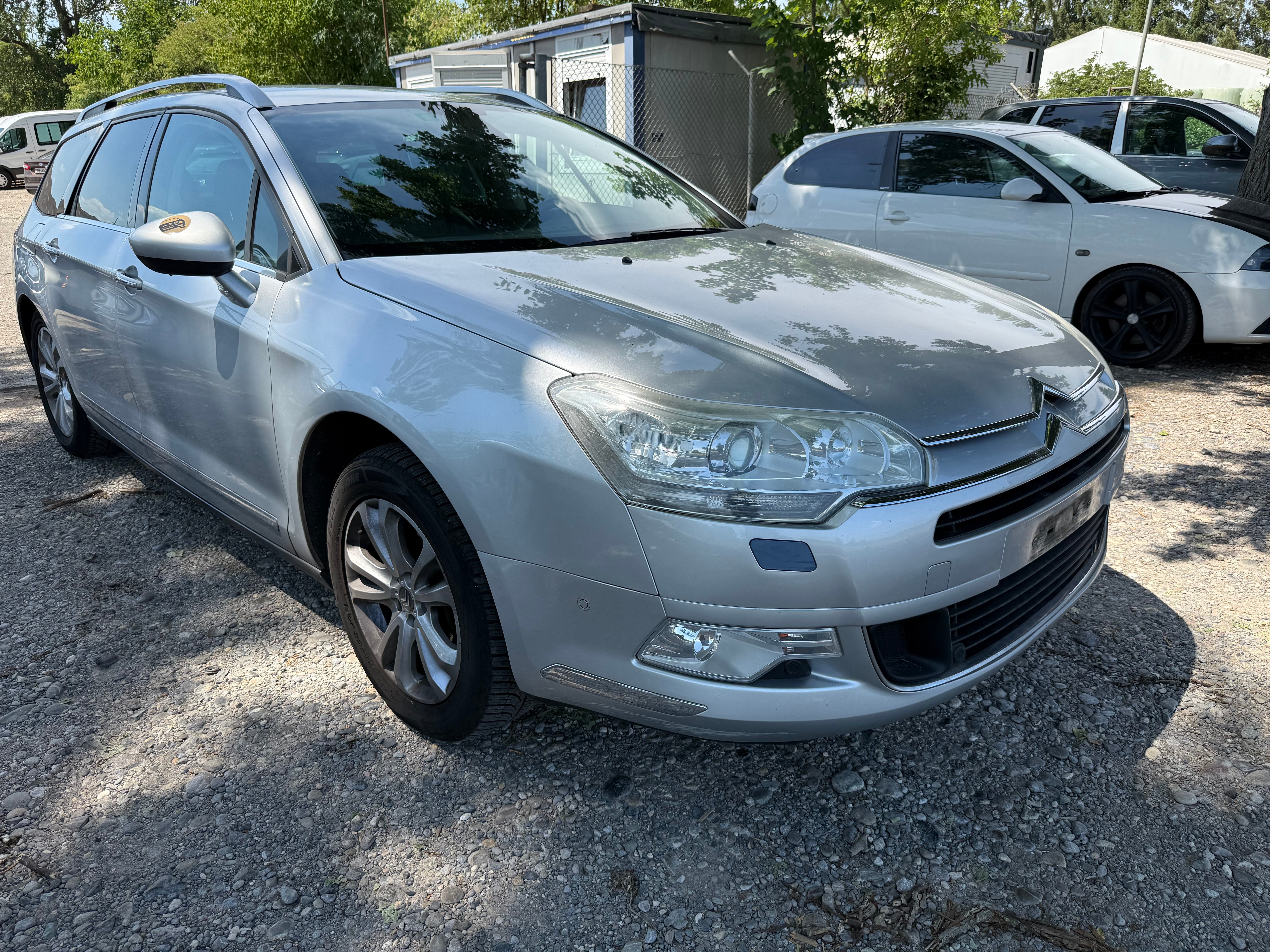 Car photo