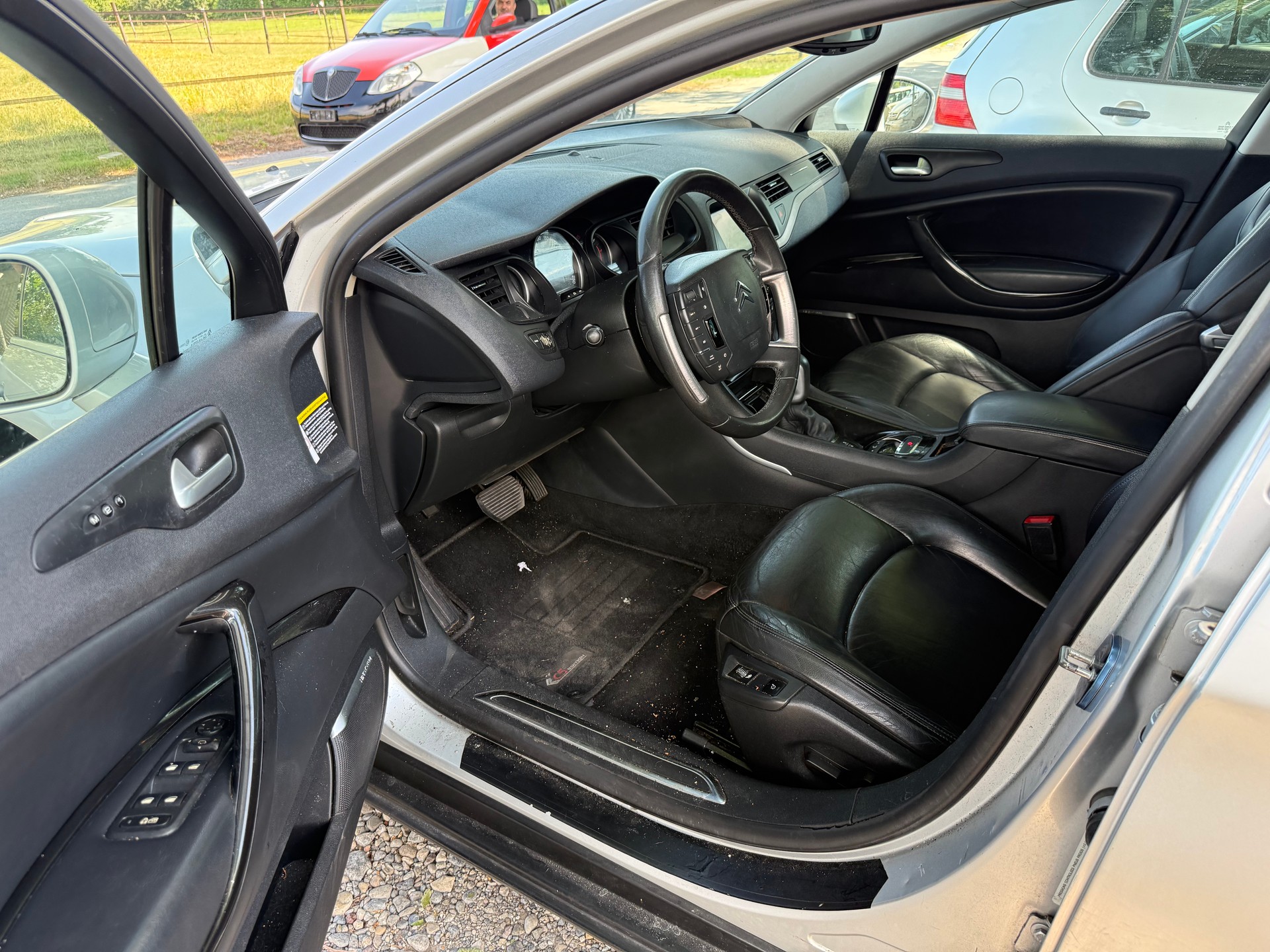 CITROEN C5 Tourer 2.7 HDi V6 Motion Exclusive Automatic-image-11