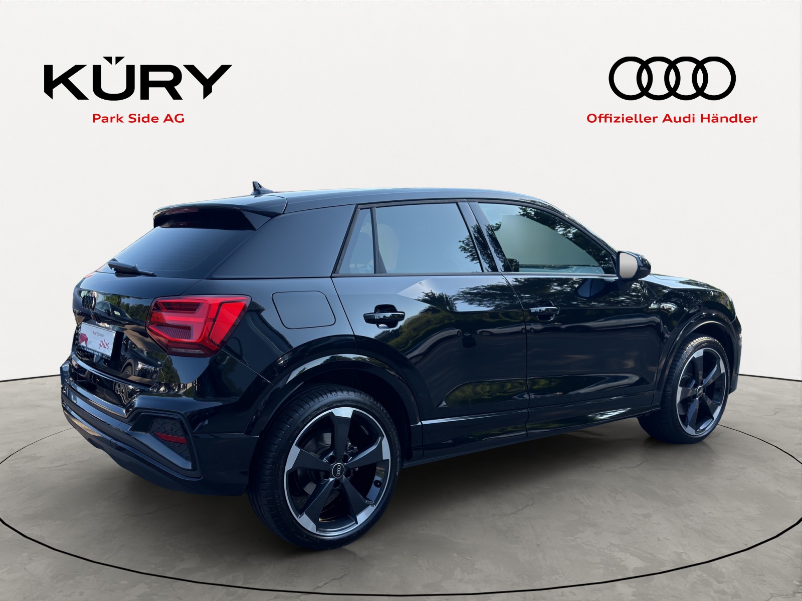 AUDI Q2 40 TFSI quattro S tronic 190PS-showroom-element-3