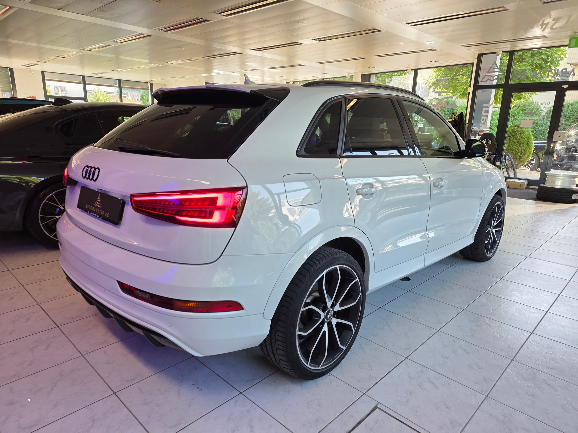 AUDI RS Q3 2.5 TFSI perform. !Ohne OPF! qu. S-Tronic-image-14