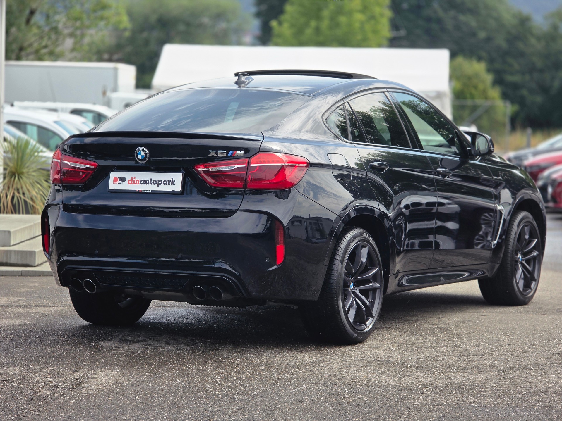 BMW X6M Steptronic * CH-Fahrzeug *-image-6