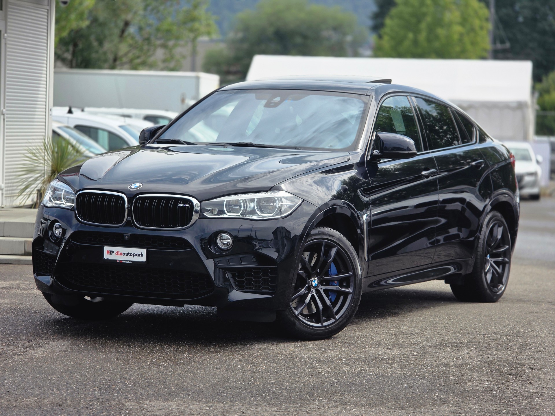 BMW X6M Steptronic * CH-Fahrzeug *-image-1