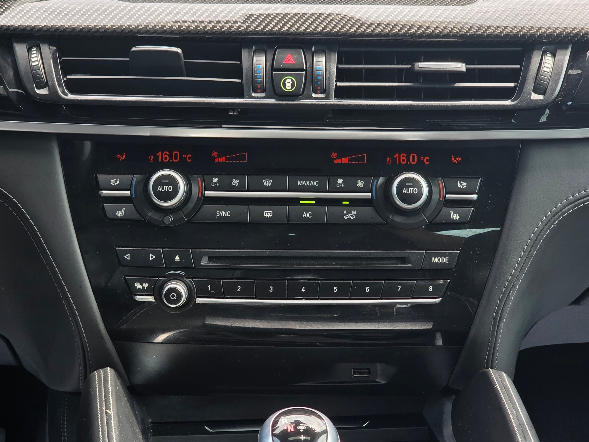 BMW X6M Steptronic * CH-Fahrzeug *-image-19