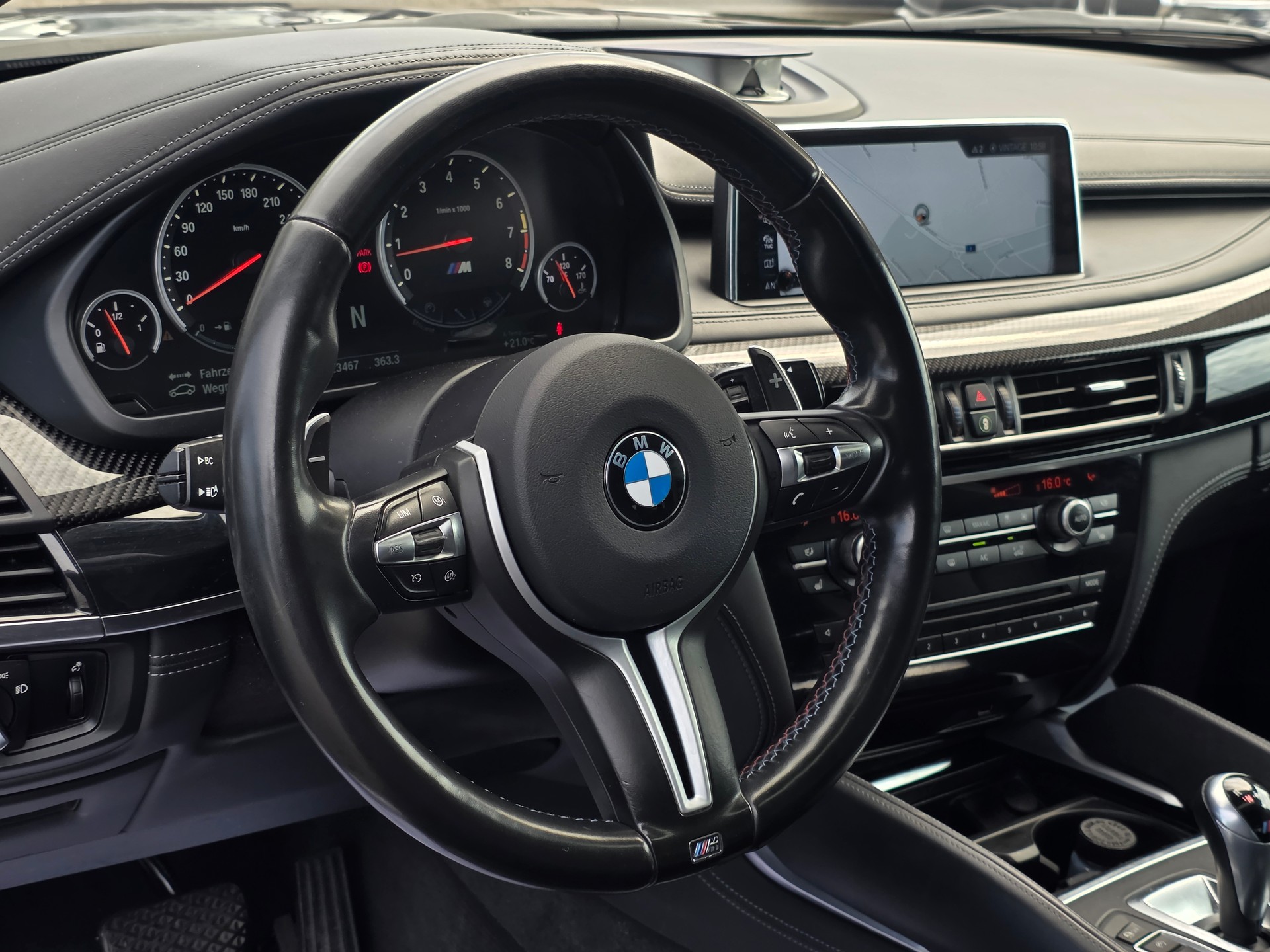 BMW X6M Steptronic * CH-Fahrzeug *-image-14