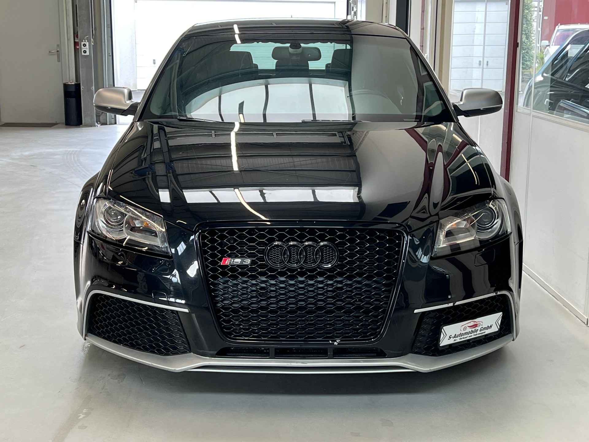 AUDI RS3 Sportback 2.5 TFSI quattro S-tronic-image-1
