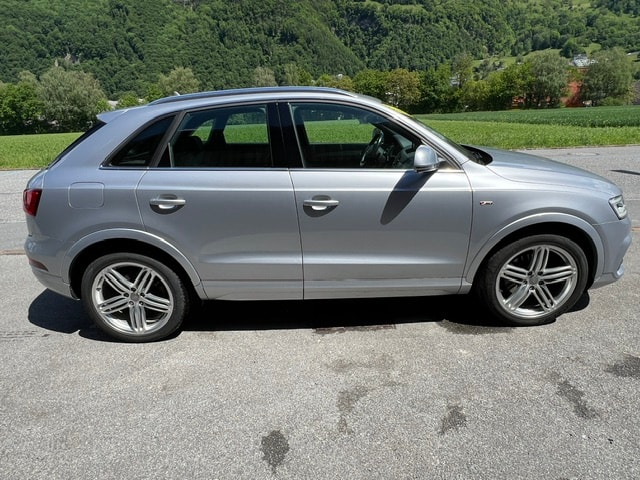 AUDI Q3 2.0 TDI 184 Sport qu. S-Tronic-image-8
