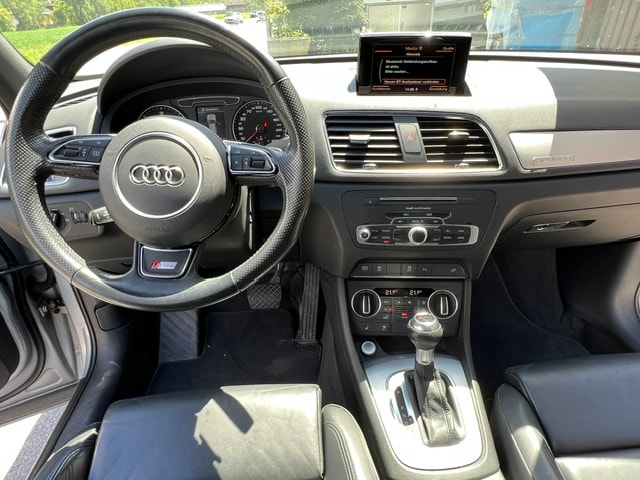 AUDI Q3 2.0 TDI 184 Sport qu. S-Tronic-image-15
