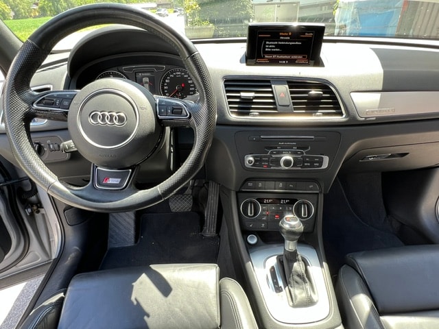 AUDI Q3 2.0 TDI 184 Sport qu. S-Tronic-image-14