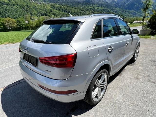 AUDI Q3 2.0 TDI 184 Sport qu. S-Tronic-image-9