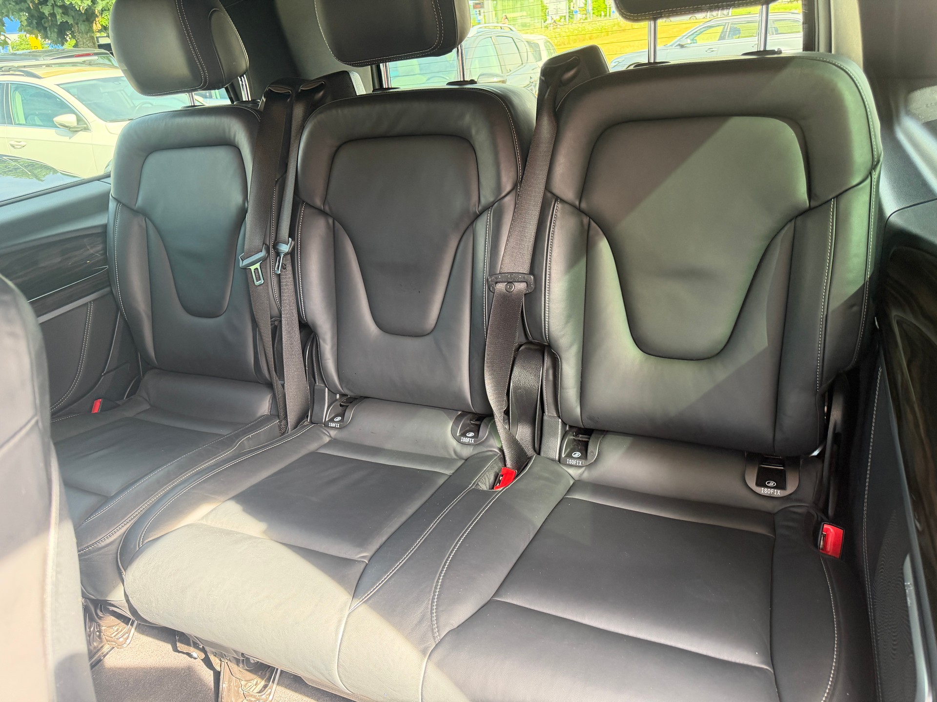 MERCEDES-BENZ V 250 d Avantgarde lang 4Matic 7G-Tronic-image-11