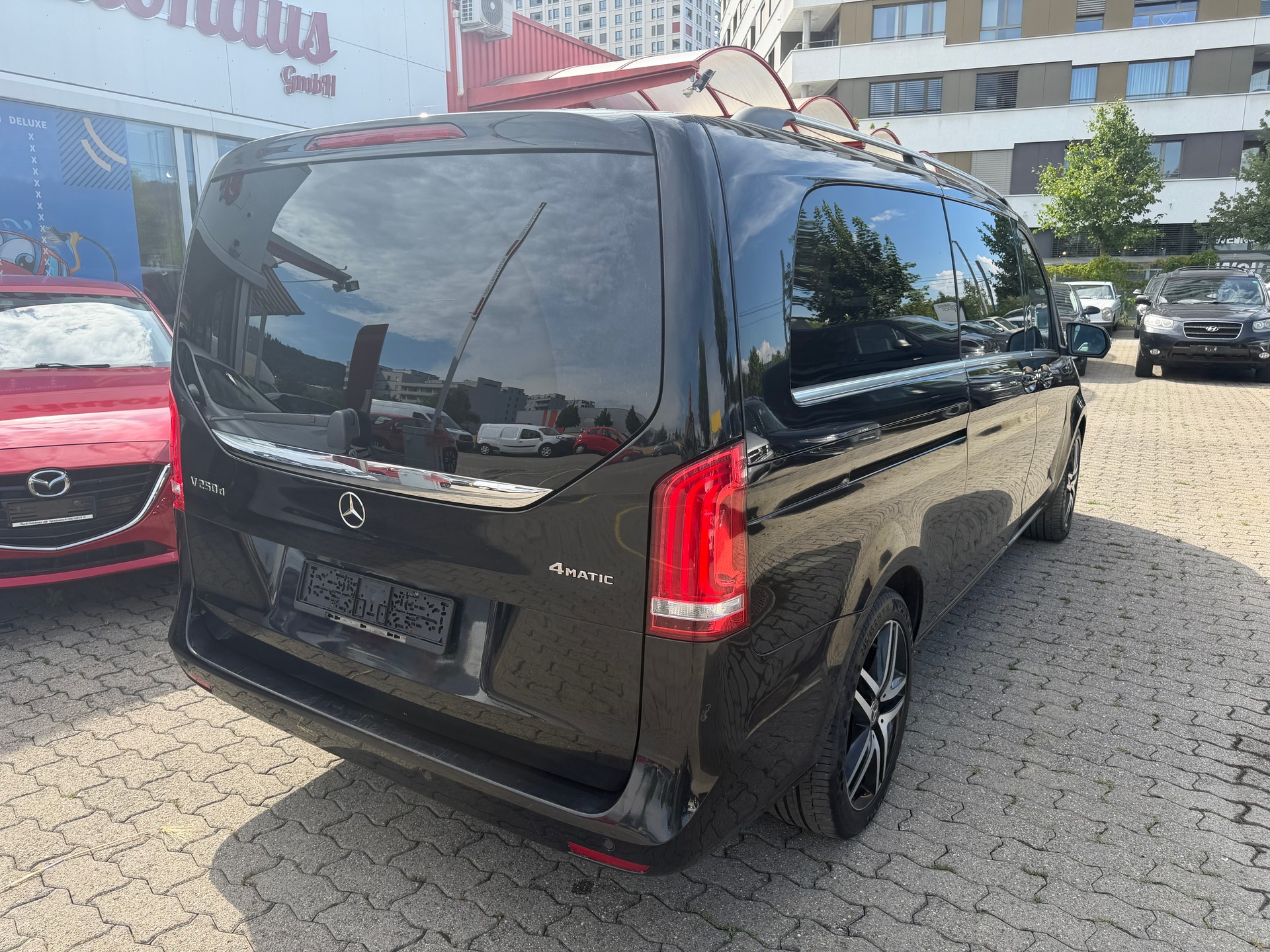 MERCEDES-BENZ V 250 d Avantgarde lang 4Matic 7G-Tronic-image-7