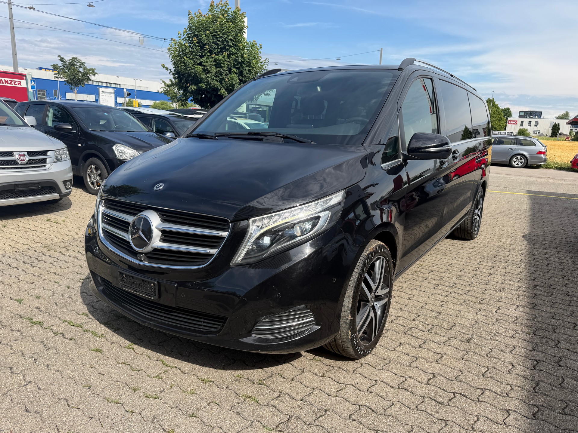 MERCEDES-BENZ V 250 d Avantgarde lang 4Matic 7G-Tronic-image-0