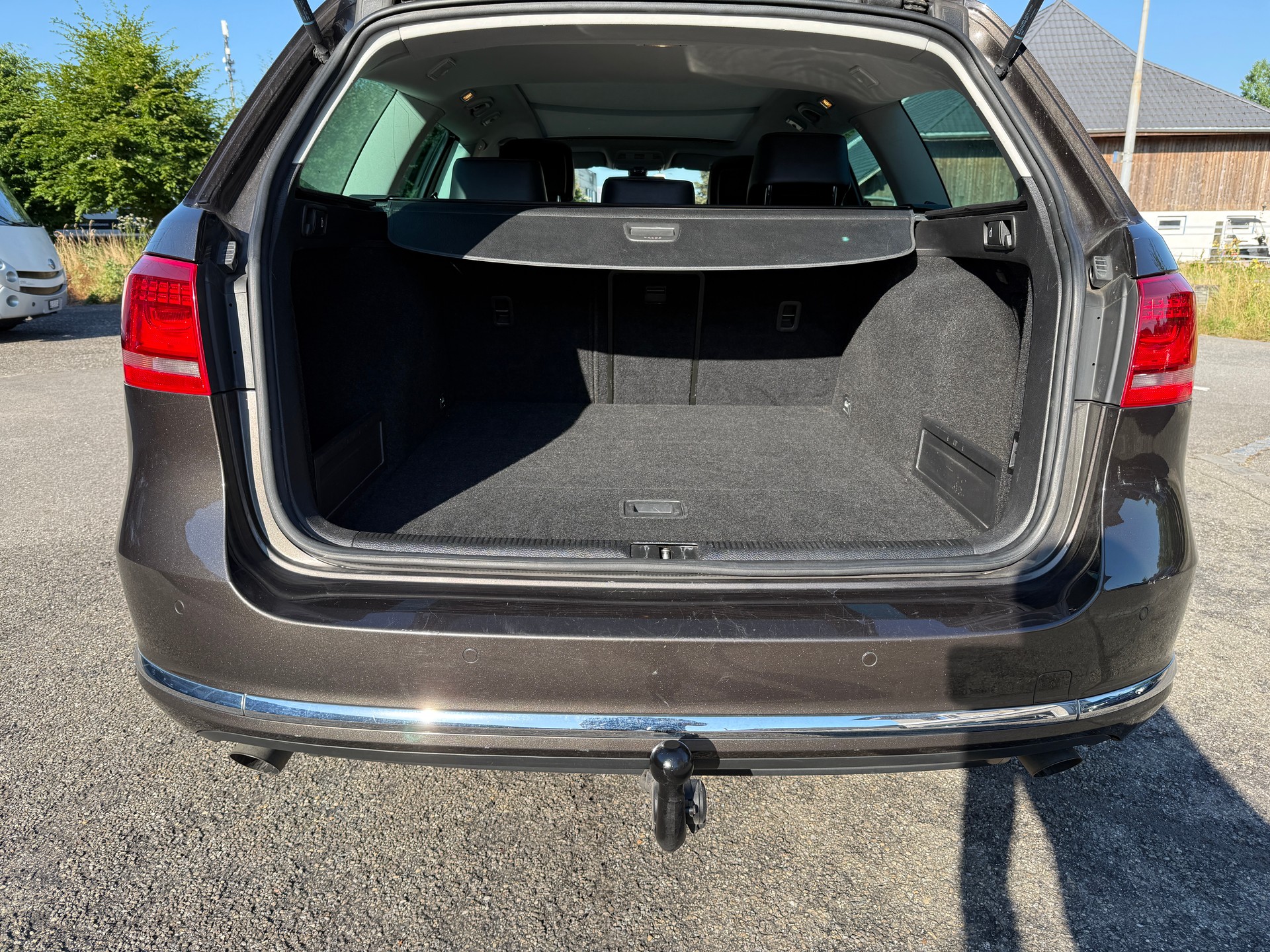 VW Passat Variant 2.0 TDI BMT Highline 4MDSG-image-13
