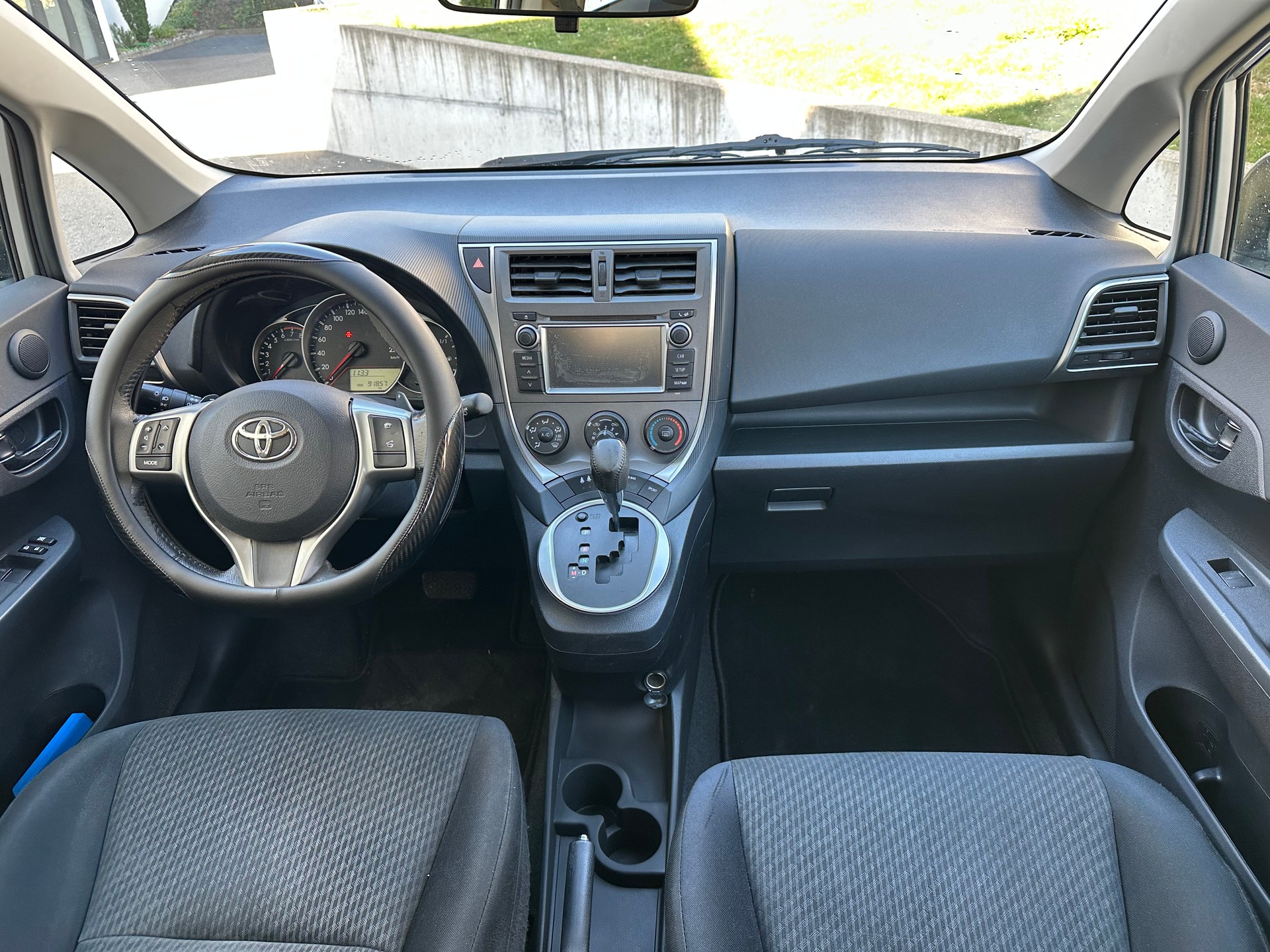TOYOTA Verso-S 1.33 Linea Terra Multidrive S-image-2
