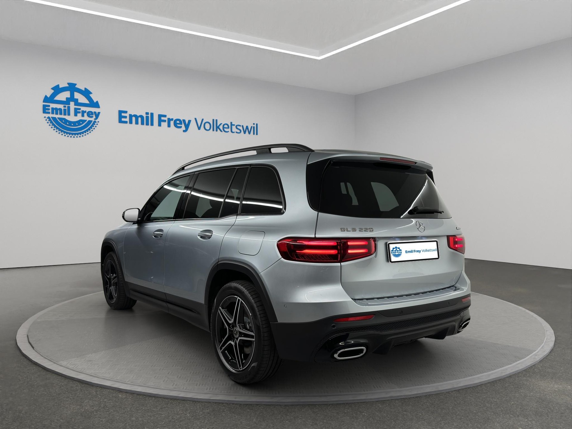 MERCEDES-BENZ GLB 220 AMG Line 4matic-image-2
