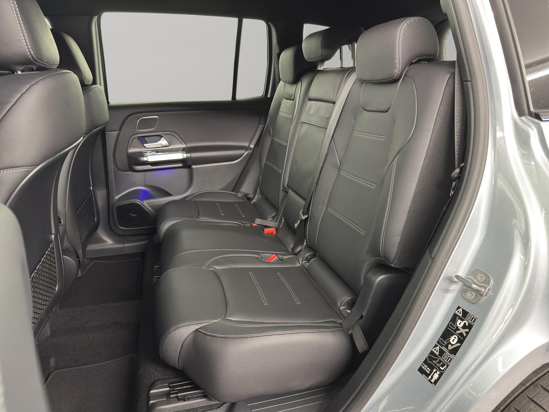 MERCEDES-BENZ GLB 220 AMG Line 4matic-image-7