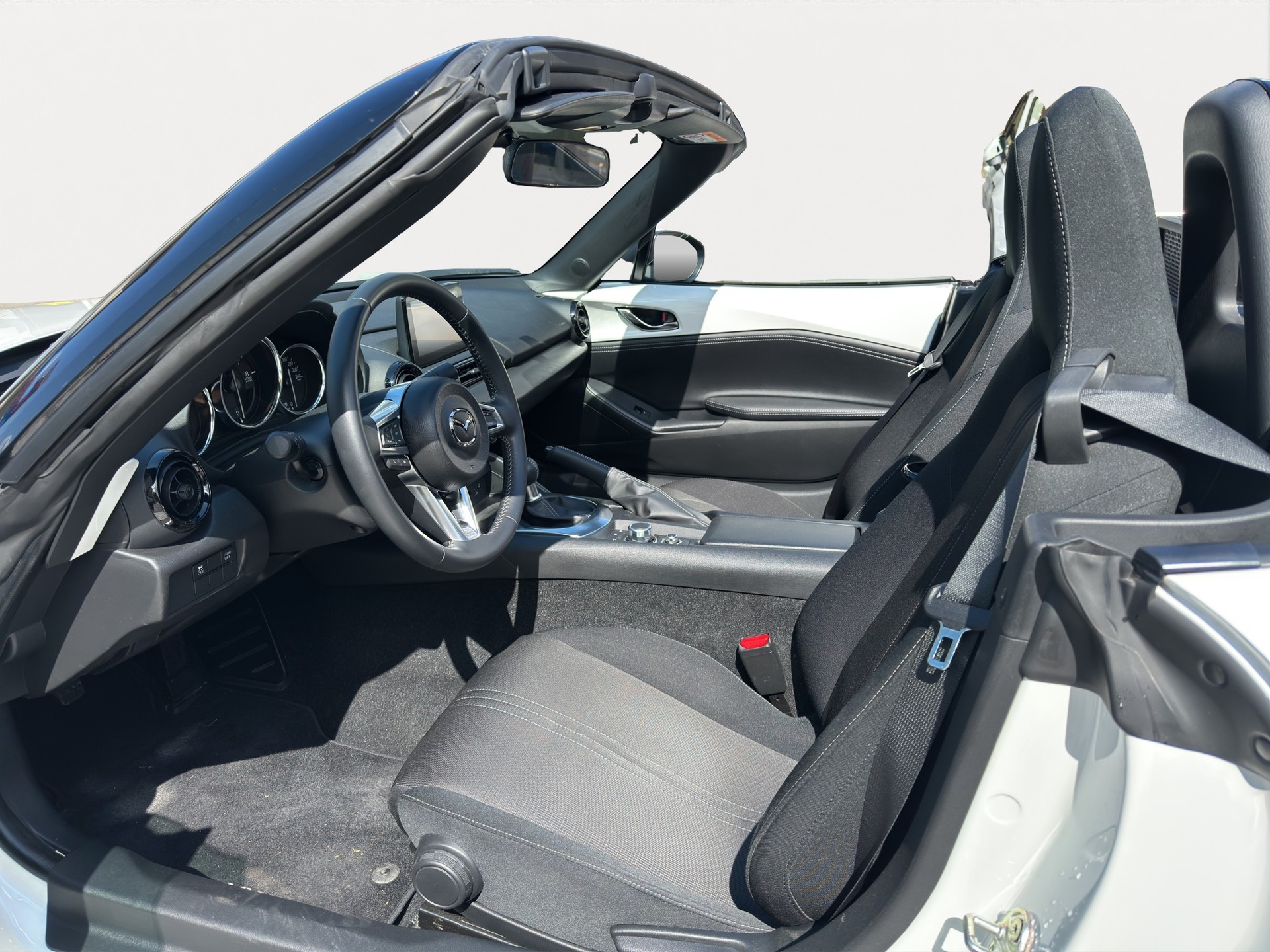 MAZDA MX-5 SKYACTIV-G 132 Challenge-image-4