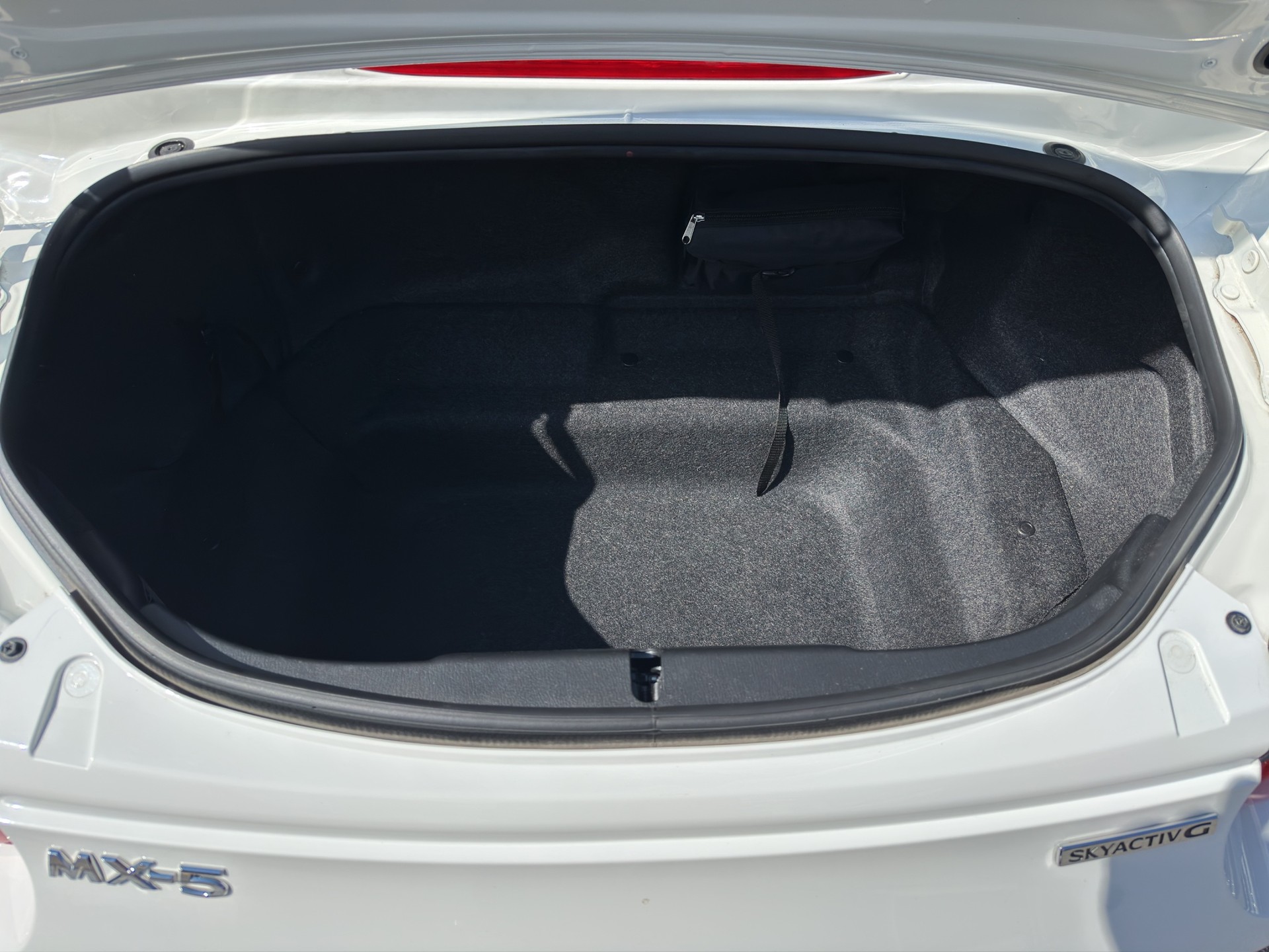 MAZDA MX-5 SKYACTIV-G 132 Challenge-image-6