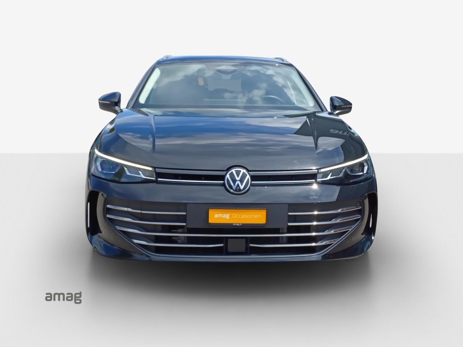 VW Passat Variant 2.0 TDI evo Business 4 Motion DSG-image-6