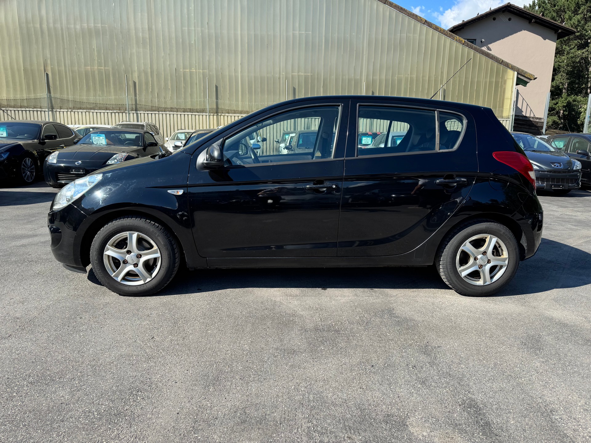 HYUNDAI i20 1.6 Premium-image-6