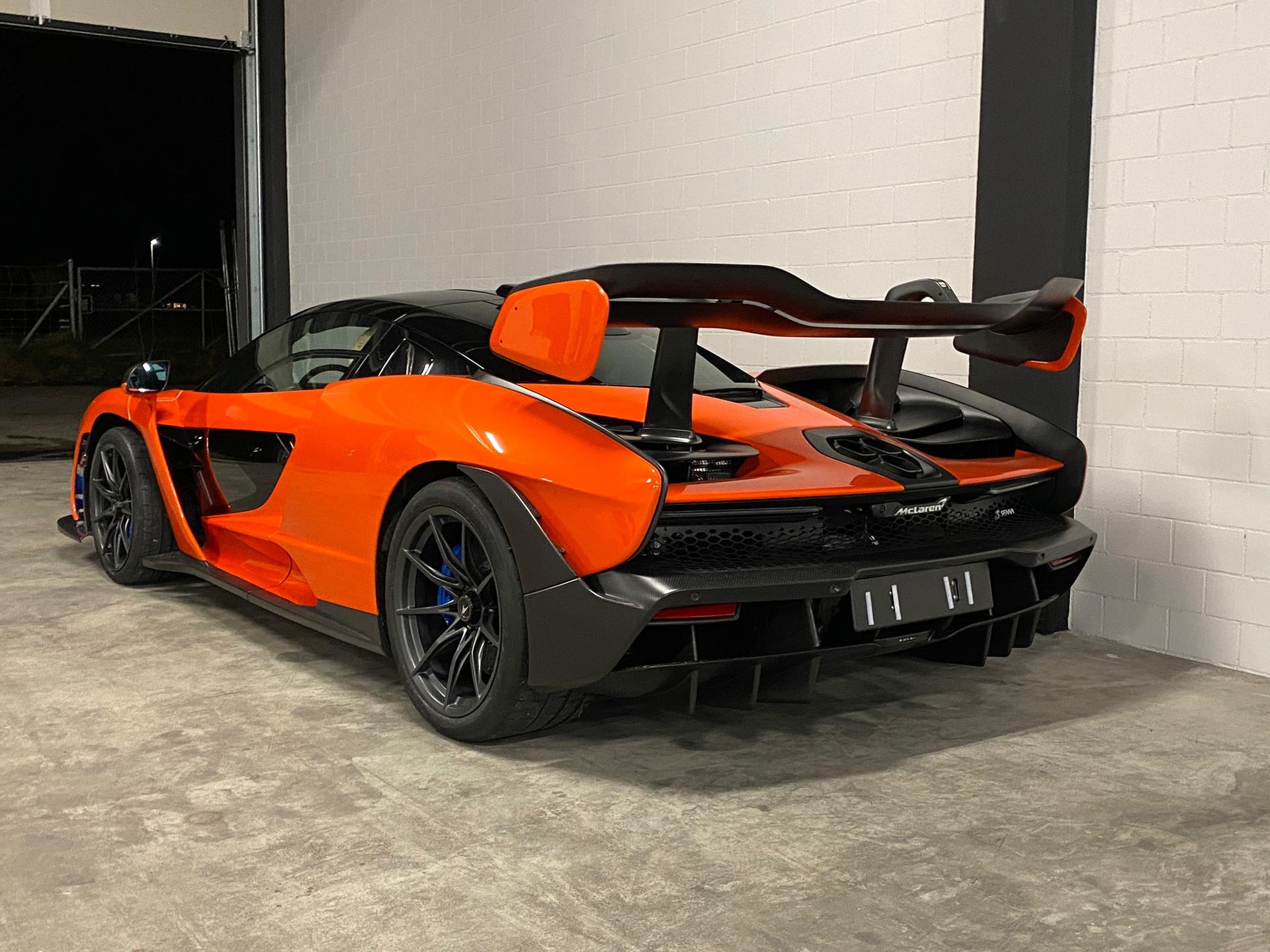 McLAREN SENNA Elite Paint "1 of 500"-image-2