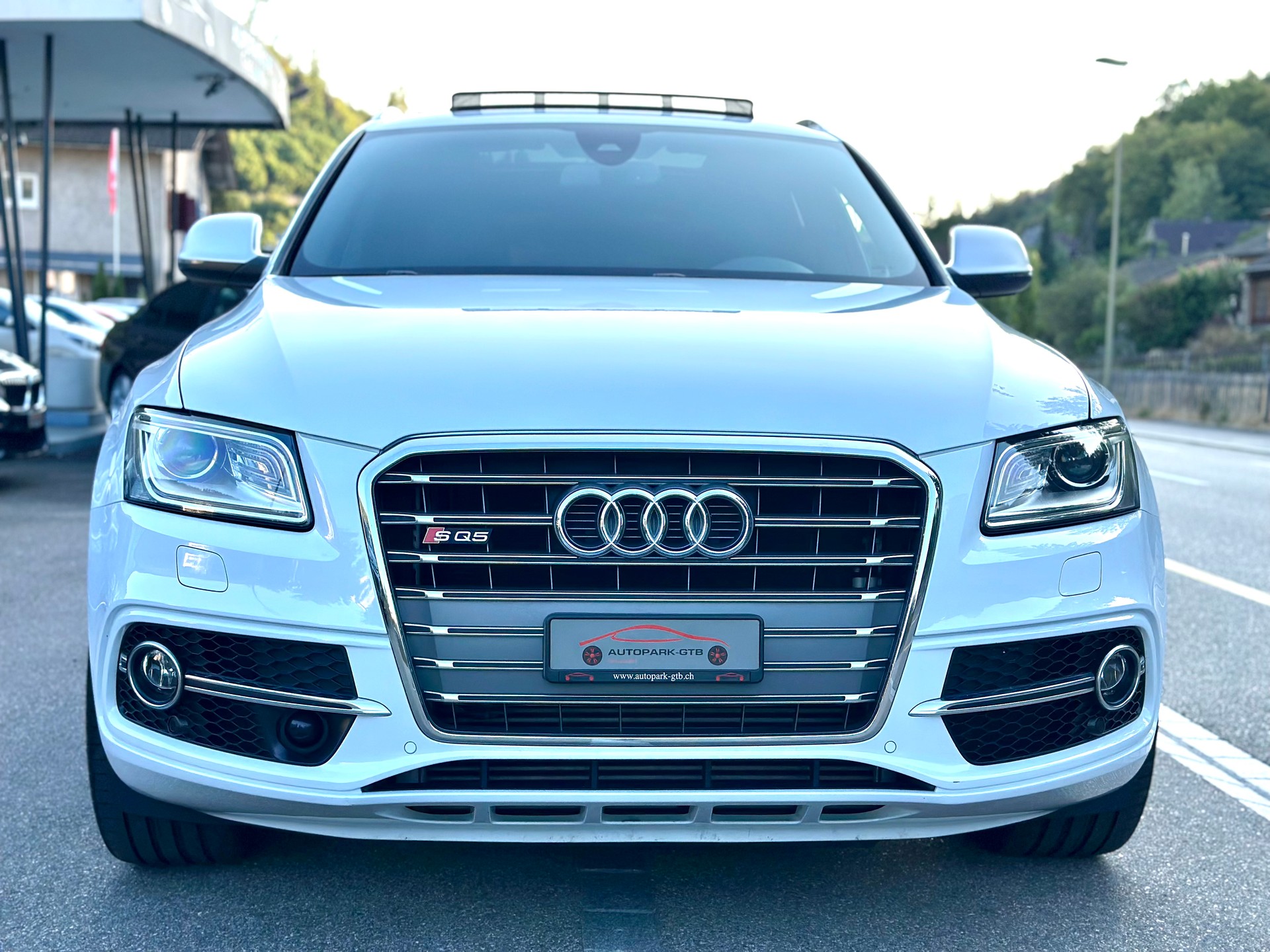 AUDI SQ5 3.0 TDI quattro tiptronic-showroom-element-2