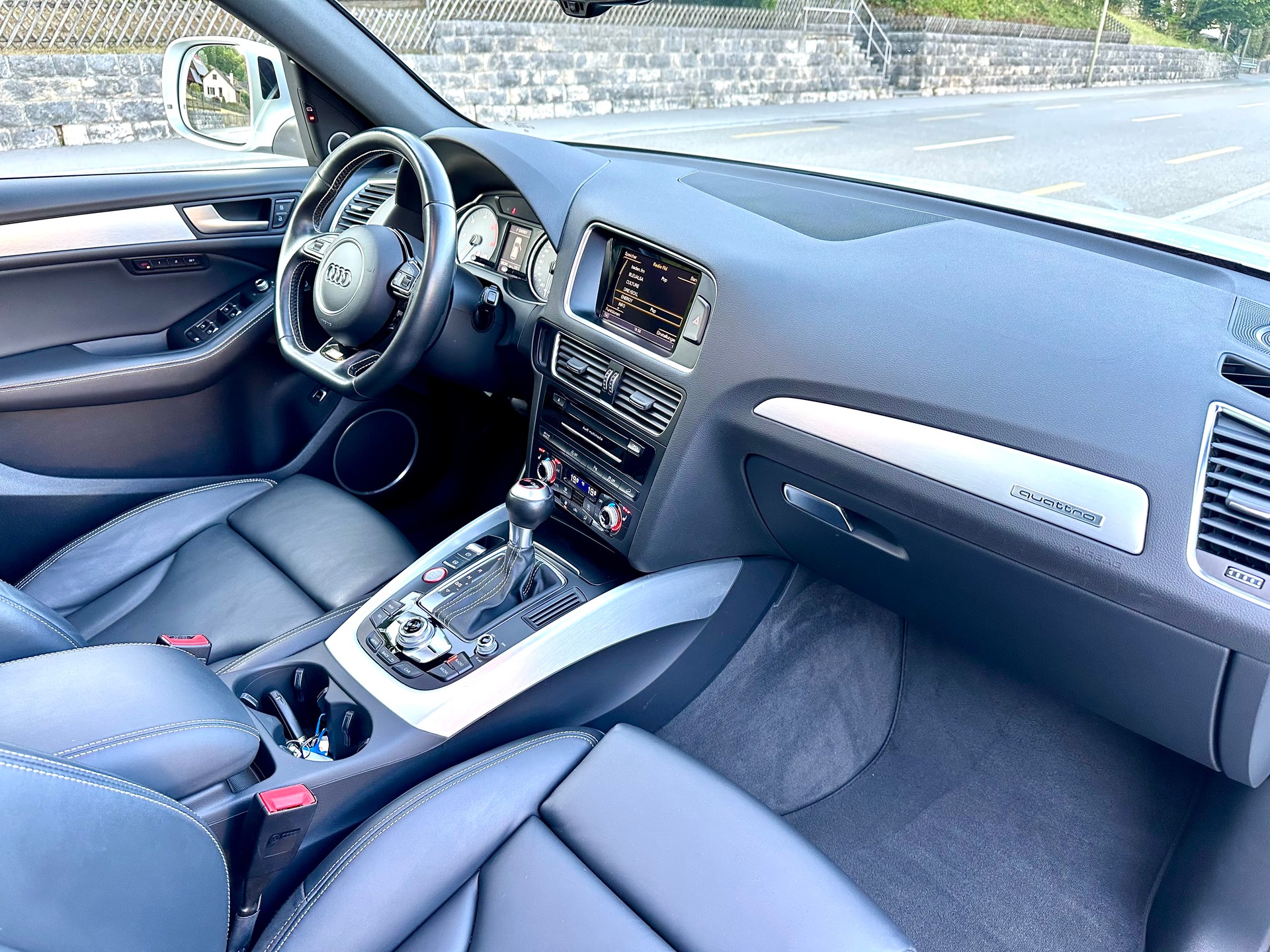 AUDI SQ5 3.0 TDI quattro tiptronic-image-10
