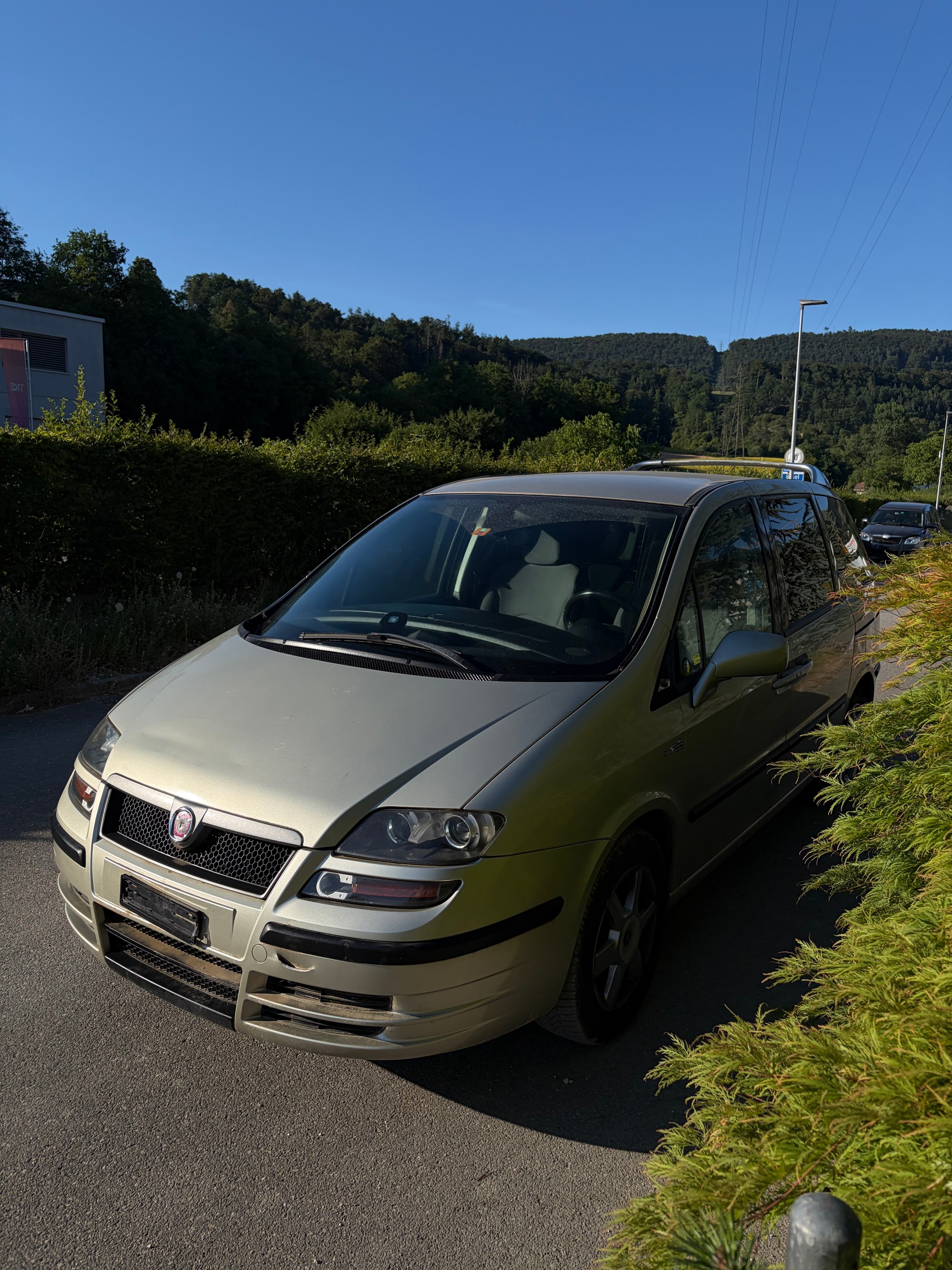 FIAT Ulysse 2.2 16V JTD Emotion Automatic-image-2