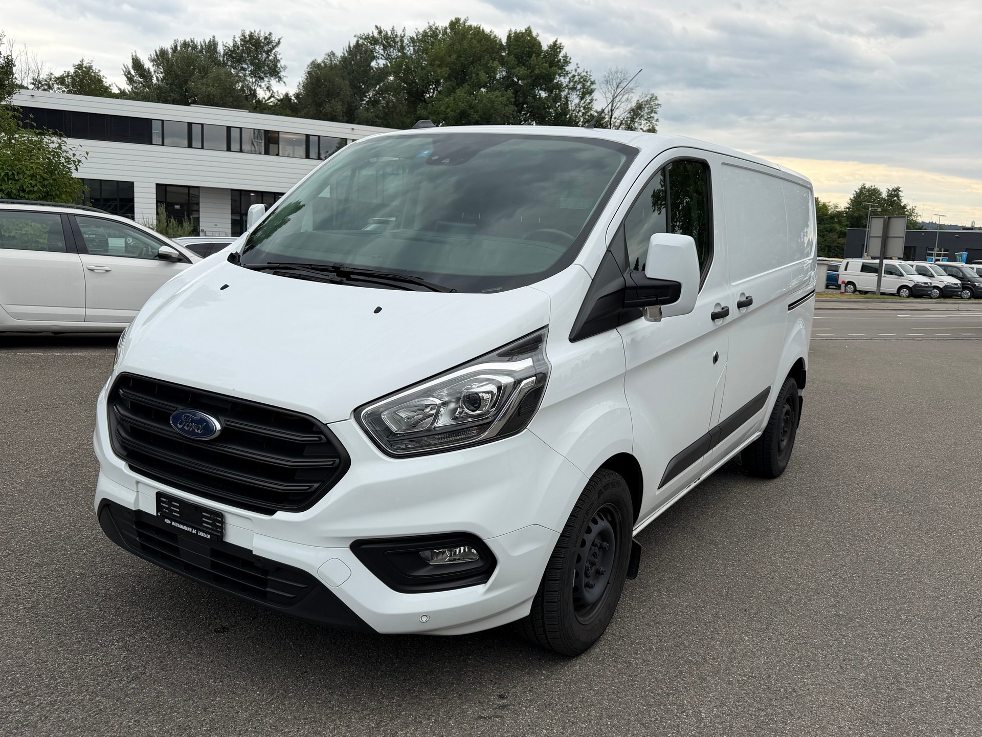 FORD Transit Custom Van 280 L1H1 Trend A-image-0
