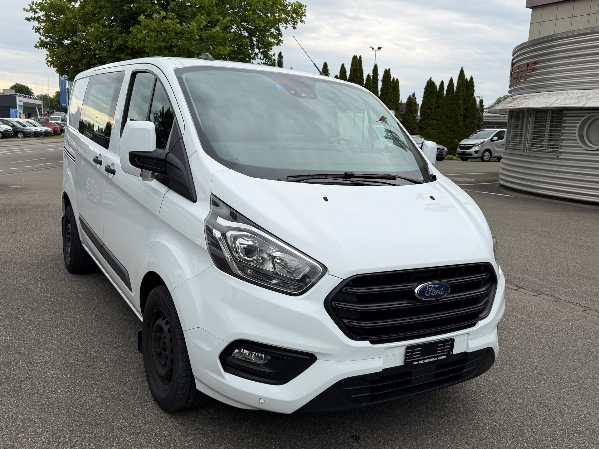 FORD Transit Custom Van 280 L1H1 Trend A-image-2