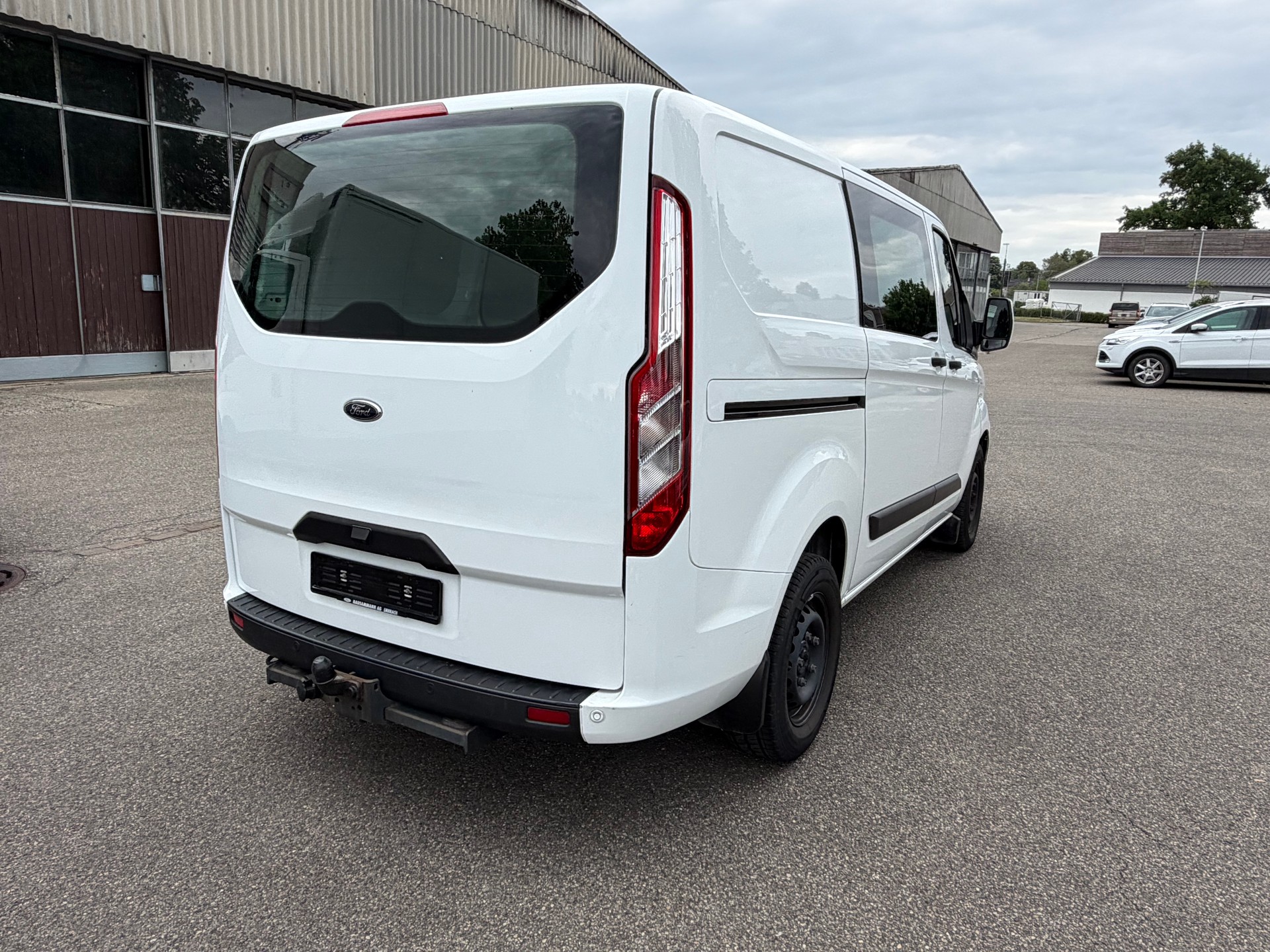 FORD Transit Custom Van 280 L1H1 Trend A-image-4