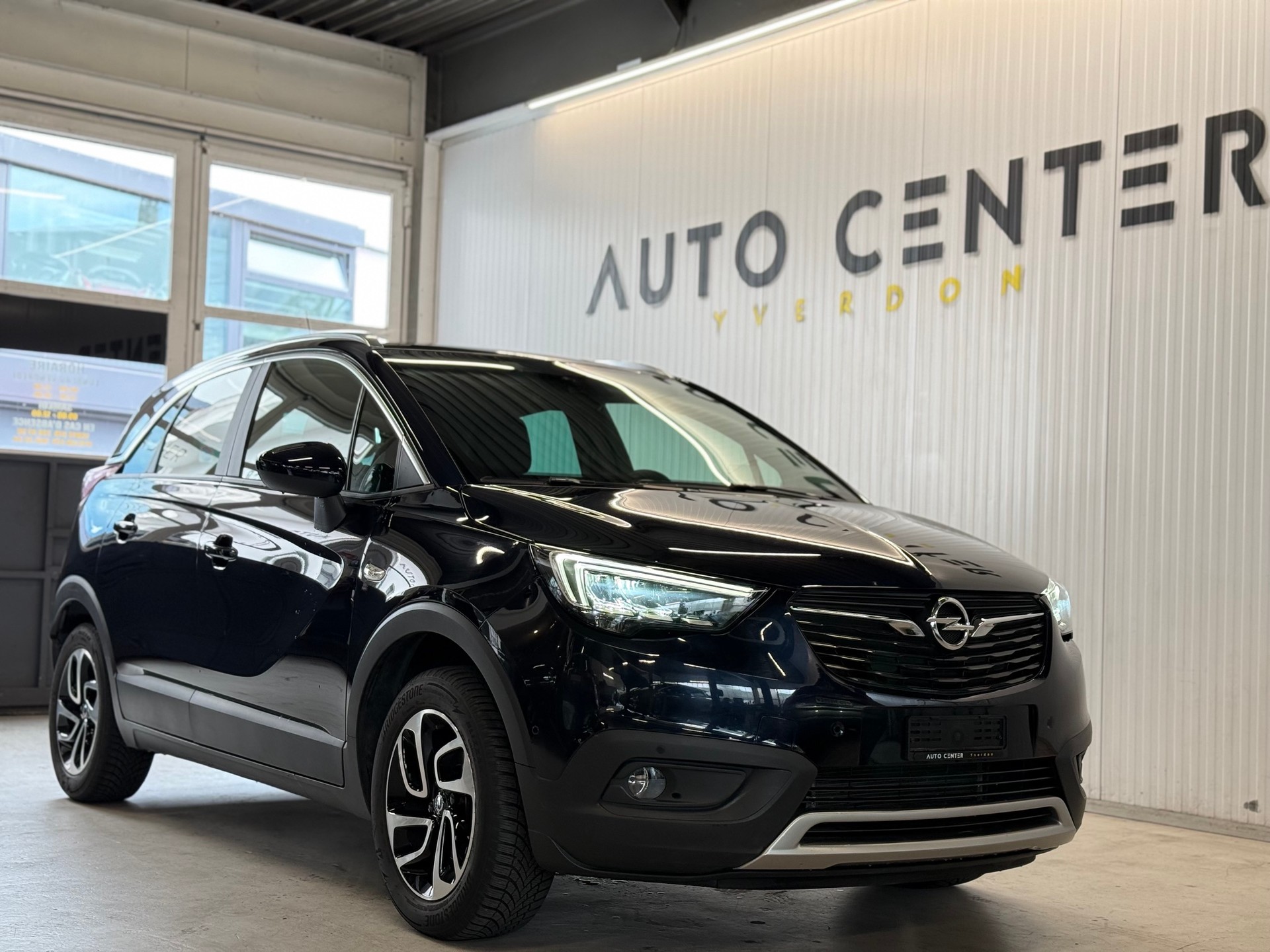 OPEL Crossland X 1.2i Ultimate-image-1